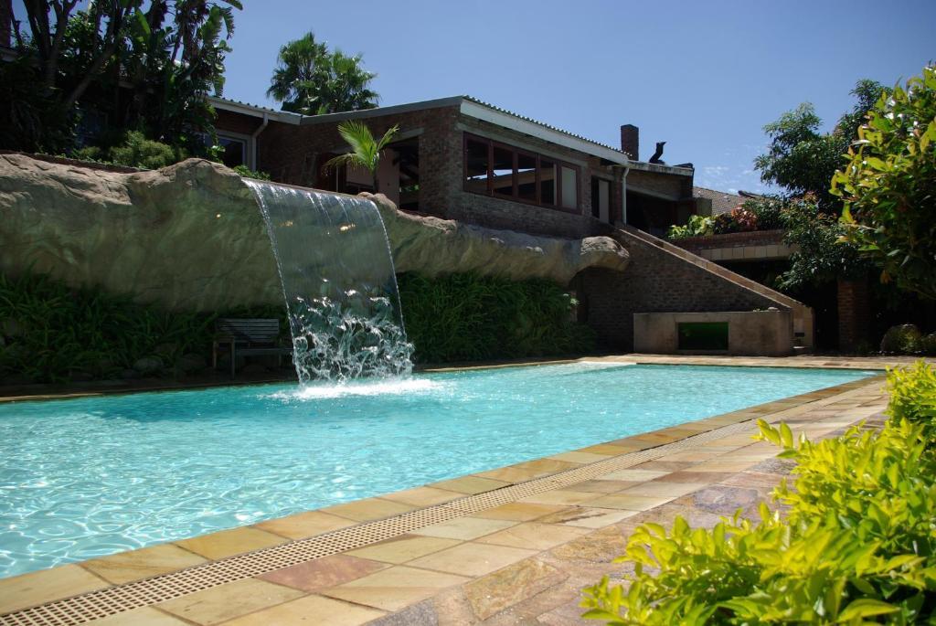 Columbus Guest House Mbombela Esterno foto