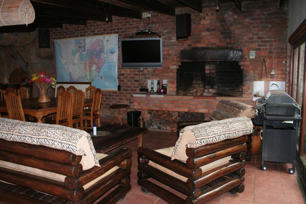 Columbus Guest House Mbombela Esterno foto