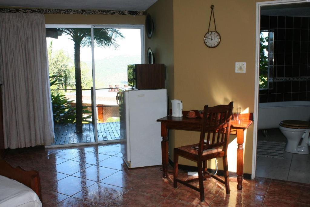 Columbus Guest House Mbombela Esterno foto