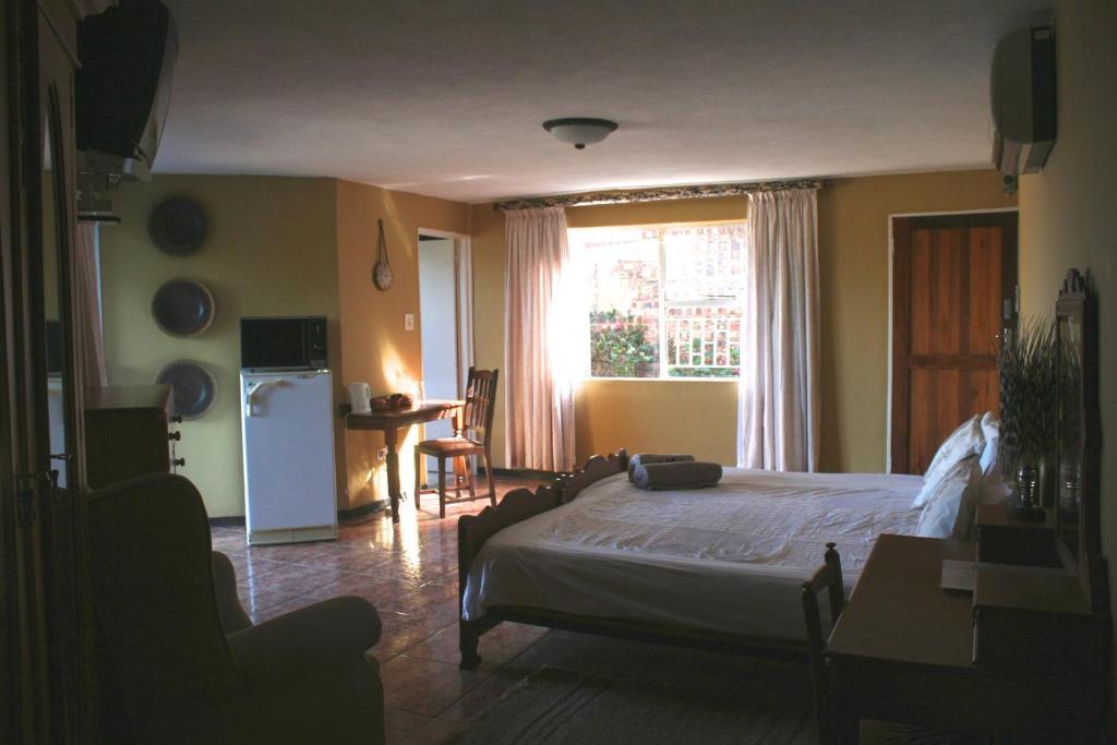 Columbus Guest House Mbombela Esterno foto